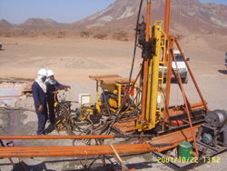青島礦山機(jī)械設(shè)備 青島礦山機(jī)械行業(yè) 大型礦山機(jī)械 礦山機(jī)械設(shè)備廠